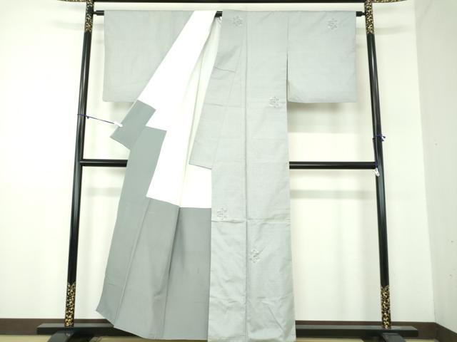 平和屋着物●本場大島紬　白大島　7マルキ　総絣　花丸文　正絹　逸品　DABA1898ps
