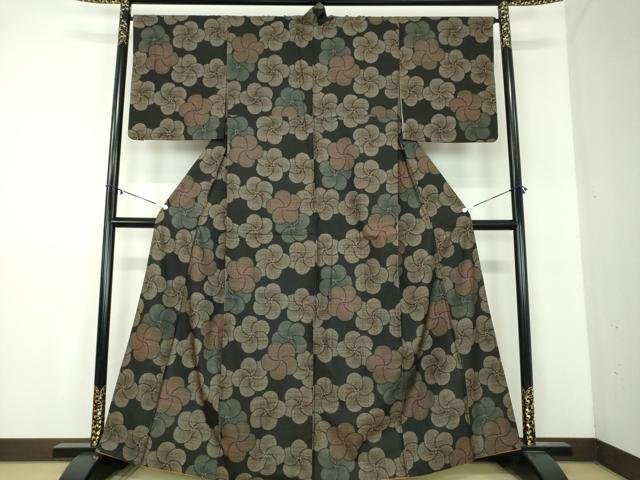 平和屋着物●本場大島紬　9マルキ　捻梅　正絹　逸品　DABA1958ps 平和屋着物○本場大島紬 9マルキ 捻梅 正絹 逸品 DABA1958ps