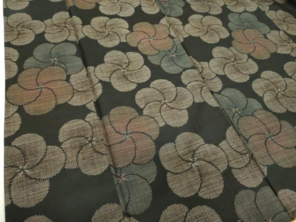 平和屋着物●本場大島紬　9マルキ　捻梅　正絹　逸品　DABA1958ps