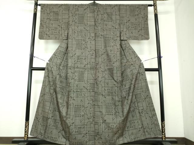 平和屋着物○本場大島紬 7マルキ 花唐草文 正絹 逸品 DABA1960ps