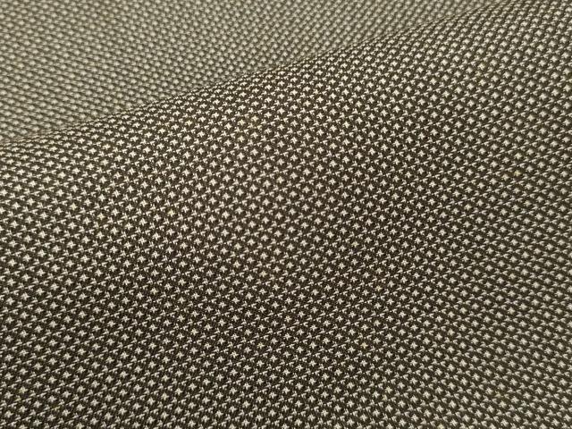 大島紬 本場大島紬・証紙つき！】 特選創作大島紬 横双絣 （仕立て上り・中古