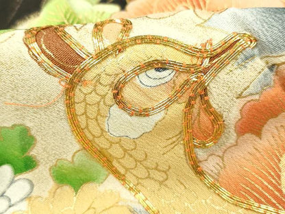 平和屋着物■豪華黒留袖　駒刺繍　孔雀花文　金彩　正絹　逸品　DABA3233qa