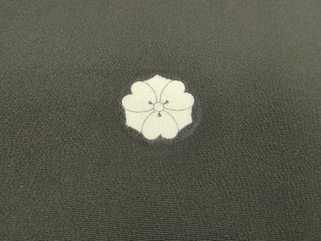 平和屋着物■豪華黒留袖　駒刺繍　孔雀花文　金彩　正絹　逸品　DABA3233qa