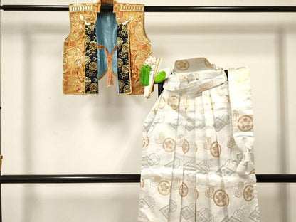 平和屋着物[]七五三　男の子　陣羽織・行灯袴・小物セット　龍　亀甲花文　金糸　DABA3543ma