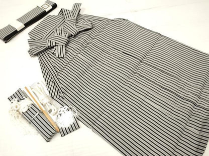 平和屋着物[]七五三　男の子　行灯袴・小物セット　間道　未使用　DABA3545ma