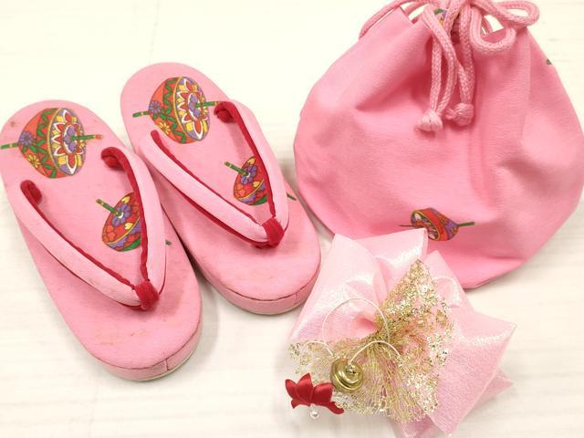 平和屋着物[]七五三　女の子　３歳　祝着　三つ身　長襦袢(単衣)・被布・小物セット　独楽　コマ　箱付　DABA3549ma