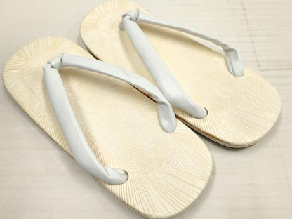 平和屋着物[]七五三　男の子　行灯袴・雪駄・小物セット　縞　箱付き　DABA3559ma
