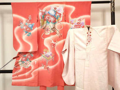 平和屋着物[]七五三　女の子　３歳　祝着　三つ身　長襦袢(袷・半衿刺繍)セット　文箱　花車文　暈し染め　金銀彩　逸品　DABA3560ma