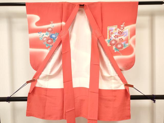 平和屋着物[]七五三　女の子　３歳　祝着　三つ身　長襦袢(袷・半衿刺繍)セット　文箱　花車文　暈し染め　金銀彩　逸品　DABA3560ma