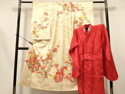 平和屋着物[]七五三　女の子　７歳　祝着　四つ身　長襦袢(袷・半衿刺繍)セット　駒刺繍　御所車枝梅文　金銀彩　逸品　DABA3563ma