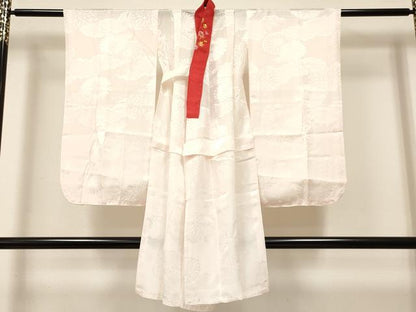 平和屋着物[]七五三　女の子　７歳　祝着　四つ身　長襦袢(無双仕立て・半衿刺繍)セット　刺繍　花蝶文　暈し染め　金彩　逸品　DABA3565ma