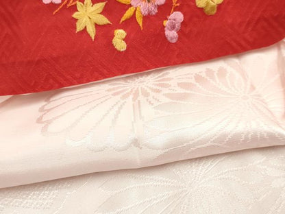 平和屋着物[]七五三　女の子　７歳　祝着　四つ身　長襦袢(無双仕立て・半衿刺繍)セット　刺繍　花蝶文　暈し染め　金彩　逸品　DABA3565ma