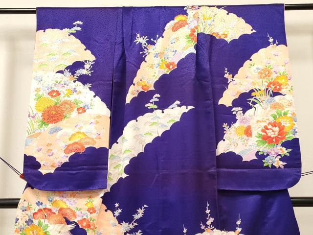 平和屋着物[]七五三　女の子　７歳　祝着　四つ身　長襦袢(袷・半衿刺繍)セット　駒刺繍　雪芝飛鶴花文　金彩　逸品　DABA3567ma