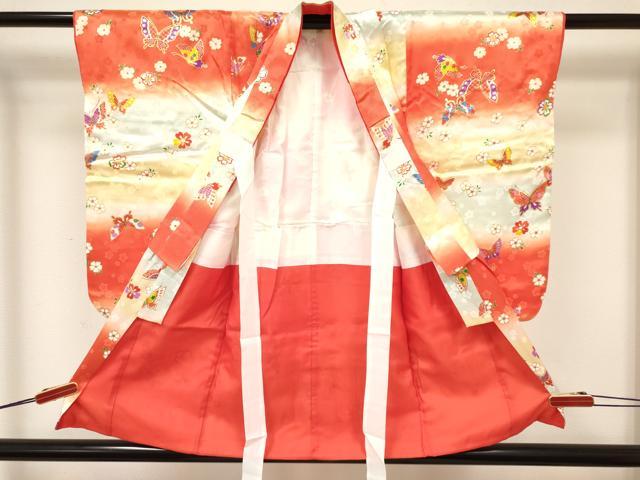 平和屋着物[]七五三　女の子　３歳　祝着　三つ身　長襦袢(無双仕立て)・被布・巾着セット　花蝶文　暈し染め　金彩　逸品　DABA3578ma