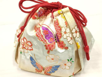 平和屋着物[]七五三　女の子　３歳　祝着　三つ身　長襦袢(無双仕立て)・被布・巾着セット　花蝶文　暈し染め　金彩　逸品　DABA3578ma