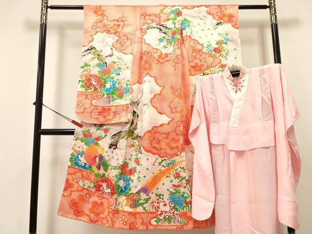 平和屋着物[]七五三　女の子　７歳　祝着　四つ身　長襦袢(無双仕立て)セット　駒刺繍　孔雀花鳥文　金彩　逸品　DABA3590ma