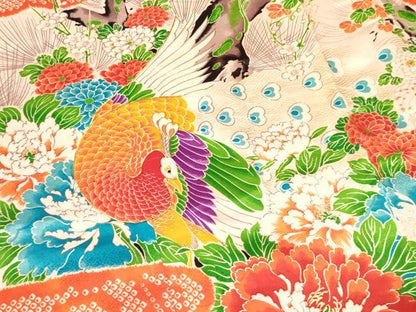 平和屋着物[]七五三　女の子　７歳　祝着　四つ身　長襦袢(無双仕立て)セット　駒刺繍　孔雀花鳥文　金彩　逸品　DABA3590ma