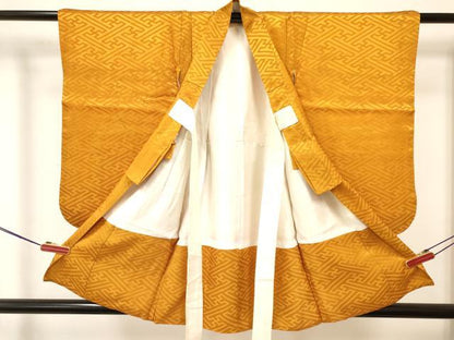 平和屋着物[]七五三　男の子　祝着・羽織・行灯袴セット　駒刺繍　格子桐菊文　金彩　洗える着物　DABA3596ma