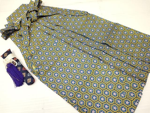 平和屋着物[]七五三　男の子　祝着・羽織・行灯袴セット　駒刺繍　格子桐菊文　金彩　洗える着物　DABA3596ma