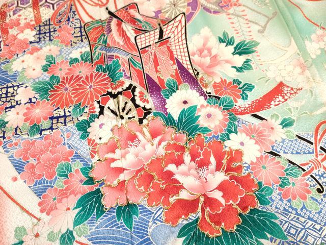 平和屋着物[]七五三　女の子　７歳　祝着　四つ身　駒刺繍　几帳御所車花文　暈し染め　金銀彩　逸品　DABA3628ma