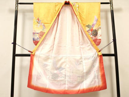 平和屋着物[]七五三　女の子　７歳　祝着　四つ身　束ね熨斗御所車花蝶文　暈し染め　金彩　逸品　DABA3632ma