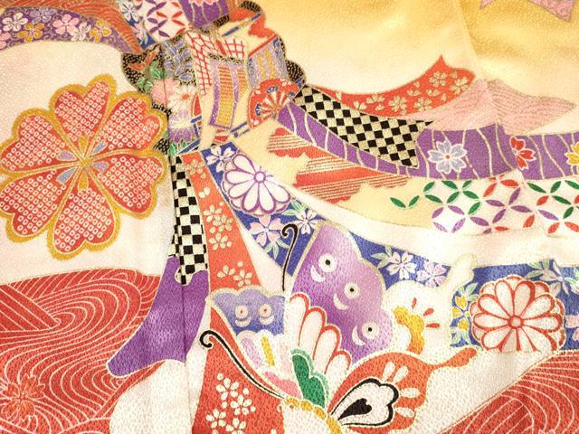 平和屋着物[]七五三　女の子　７歳　祝着　四つ身　束ね熨斗御所車花蝶文　暈し染め　金彩　逸品　DABA3632ma