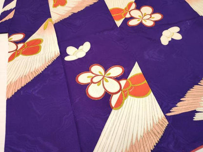 平和屋着物[]七五三　女の子　７歳　祝着　四つ身　舞花文　金彩　逸品　DABA3677ma