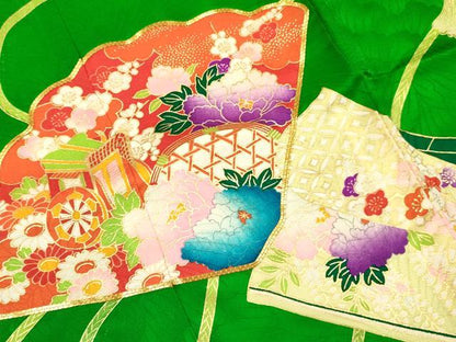 平和屋着物[]七五三　女の子　３歳　祝着　三つ身　駒刺繍　扇面御所車冊子花文　金彩　逸品　DABA3691ma