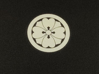 平和屋着物[]お宮参り　男の子　祝着　産着　初着　のしめ　龍　兜　鷹　鷲　風景松文　金彩　逸品　DABA3724ma
