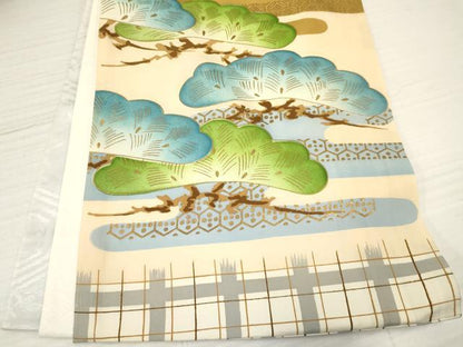 平和屋着物[]お宮参り　男の子　祝着　産着　初着　のしめ　刺繍　鷹　鷲　風景亀甲花松文　暈し染め　金彩　逸品　DABA3734ma