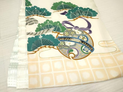 平和屋着物[]お宮参り　男の子　祝着　産着　初着　のしめ　獅子　兜　松文　金彩　逸品　DABA3738ma