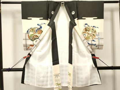 平和屋着物[]お宮参り　男の子　祝着　産着　初着　のしめ　駒刺繍　唐獅子　鈴花文　金彩　逸品　DABA3745ma