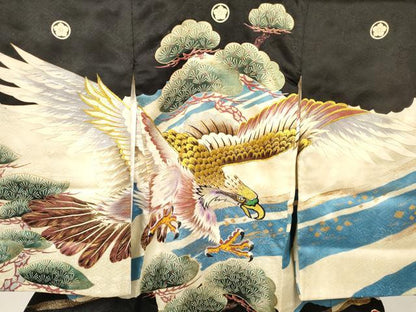 平和屋着物[]お宮参り　男の子　祝着　産着　初着　のしめ　刺繍　鷹　鷲　松文　金銀彩　逸品　DABA3747ma
