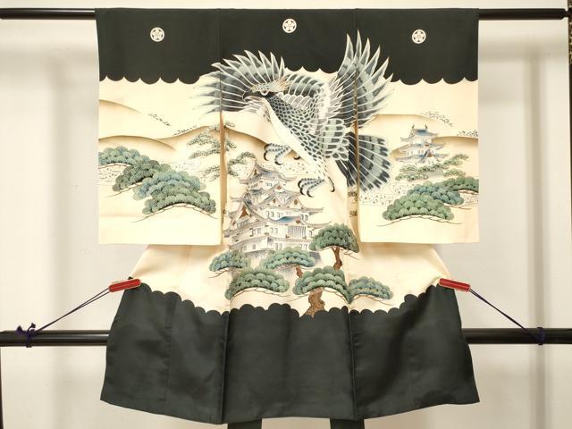 平和屋着物[]お宮参り　男の子　祝着　産着　初着　のしめ　駒刺繍　鷹　鷲　風景松文　金彩　逸品　DABA3759ma