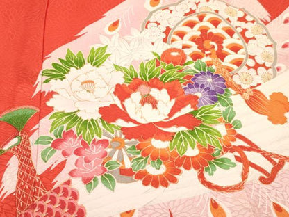 平和屋着物[]お宮参り 女の子 祝着 産着 初着 のしめ 駒刺繍 孔雀花絵皿文 金彩 逸品 DABA3772ma
