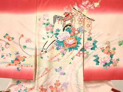 平和屋着物[]お宮参り　女の子　祝着　産着　初着　のしめ　几帳御所車牡丹花文　暈し染め　金銀彩　逸品　DABA3778ma