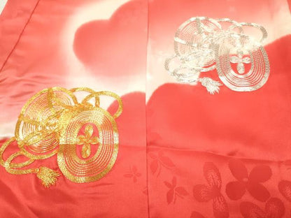 平和屋着物[]お宮参り　女の子　祝着　産着　初着　のしめ　駒刺繍　雲重ね鼓鞠花文　暈し染め　逸品　DABA3780ma