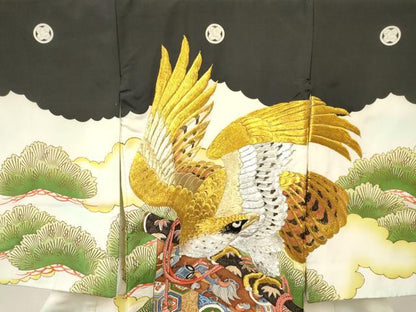 平和屋着物[]お宮参り　男の子　祝着　産着　初着　のしめ　刺繍　鷹　鷲　几帳松文　暈し染め　金彩　逸品　DABA3805ma