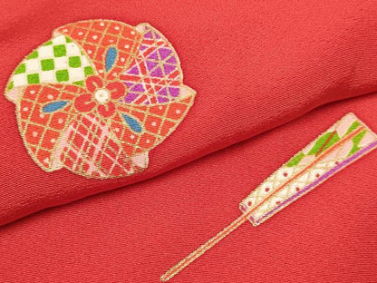 平和屋着物[]七五三　女の子　７歳　祝着　四つ身　襦袢(袷・半衿刺繍)セット　風車　扇面鞠花文　金彩　逸品　DABA3813ma