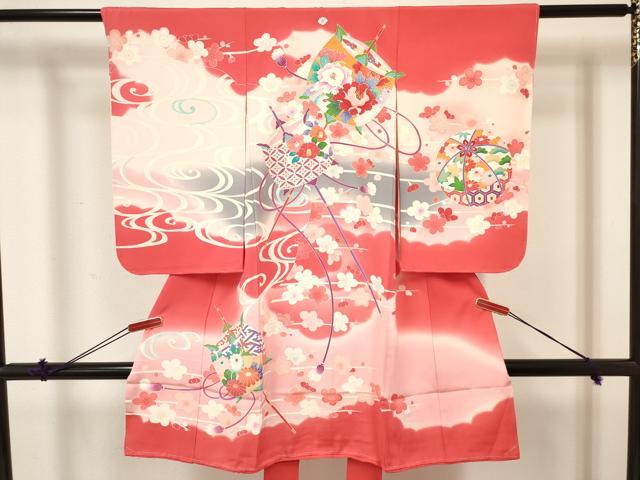 平和屋着物[]七五三　女の子　３歳　祝着　三つ身　長襦袢(袷・半衿刺繍)セット　糸車花文　暈し染め　金彩　逸品　DABA3822ma