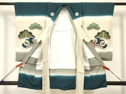 平和屋着物[]七五三　男の子　祝着・長襦袢(袷)セット　鷹　鷲　松取り宝尽くし文　暈し染め　金彩　逸品　DABA3826ma