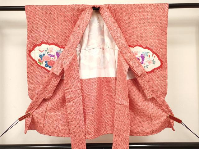 平和屋着物[]七五三　女の子　３歳　祝着　三つ身　長襦袢(袷・半衿刺繍)・被布セット　絞り　雲鼓花蝶文　金銀彩　逸品　DABA3829ma