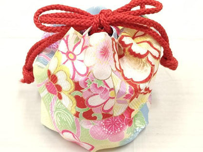 平和屋着物[]七五三　女の子　３歳　祝着　三つ身　長襦袢(単衣)・被布・巾着セット　牡丹花文　暈し染め　金彩　洗える着物　DABA3831ma