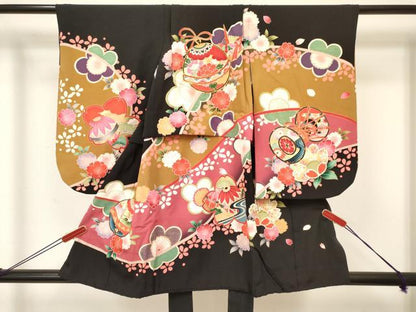 平和屋着物[]七五三　女の子　３歳　祝着　三つ身　長襦袢(袷・半衿刺繍)セット　駒刺繍　鈴花文　金彩　逸品　DABA3854ma