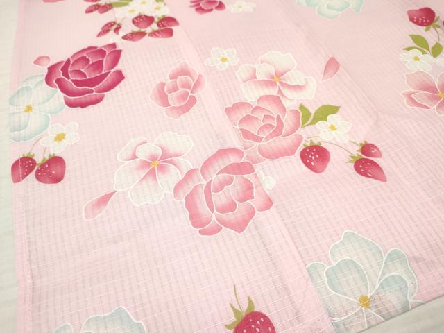 平和屋着物＊夏物 綿紅梅 浴衣 女の子 子供 苺 舞花文 綿 逸品 DABA3893ma