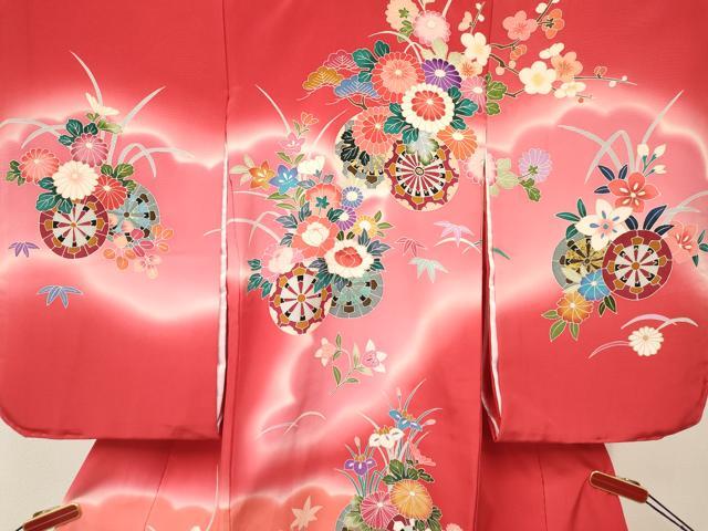 平和屋着物[]七五三　女の子　３歳　祝着　三つ身　襦袢付き　源氏車花文　暈し染め　金銀彩　逸品　DABA3895ma