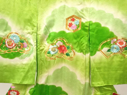 平和屋着物[]七五三　女の子　３歳　祝着　三つ身　長襦袢(袷)セット　駒刺繍 総刺繍　松取り地紙花文　暈し染め 金銀糸　逸品　DABA3897ma