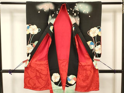 平和屋着物[]お宮参り　女の子　祝着　産着　初着　のしめ　風車　黒地　暈し染め　金彩　逸品　DABA3913ma