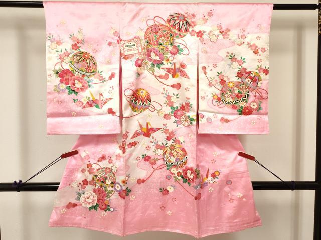 平和屋着物[]お宮参り　女の子　祝着　産着　初着　のしめ　刺繍　折り鶴　鞠花文　金彩　逸品　DABA3915ma