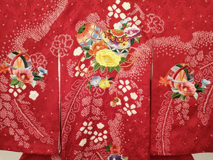 平和屋着物[]お宮参り　女の子　祝着　産着　初着　のしめ　刺繍　絞り　鞠花文　金糸　逸品　DABA3919ma